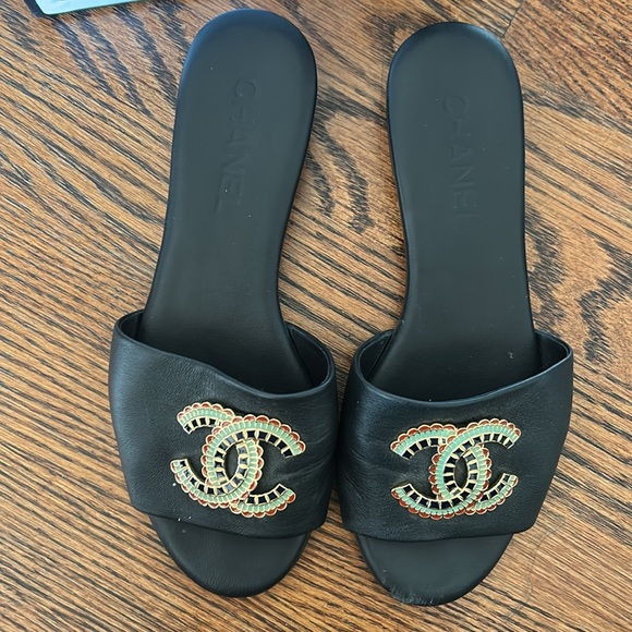 💜Chanel sandal. size 37.5. - Picture 4 of 10